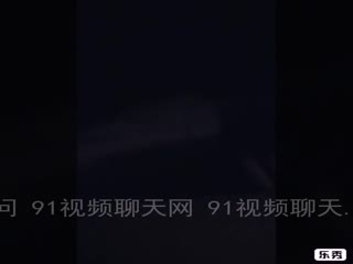 约了一个已为人母的漂亮小骚逼，吃鸡巴狠狠的操她，叫的好骚